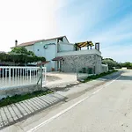 Villa Stone Mia With Pool