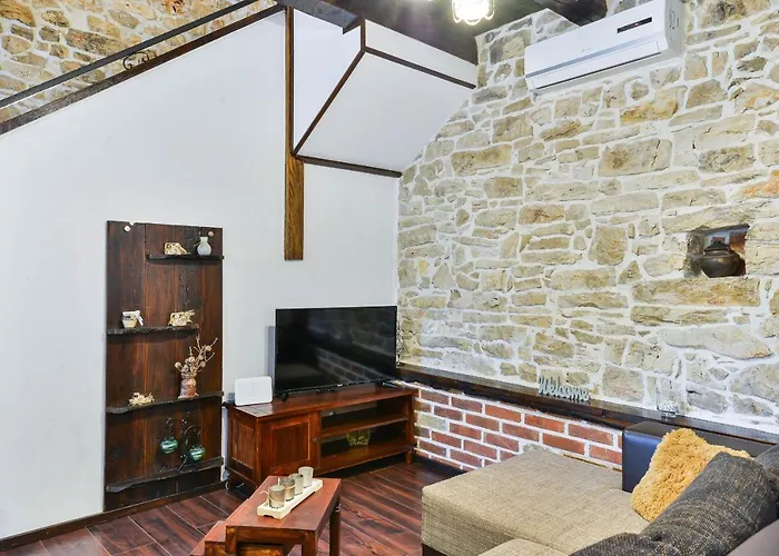 Stone Mia With Pool Villa Debeljak